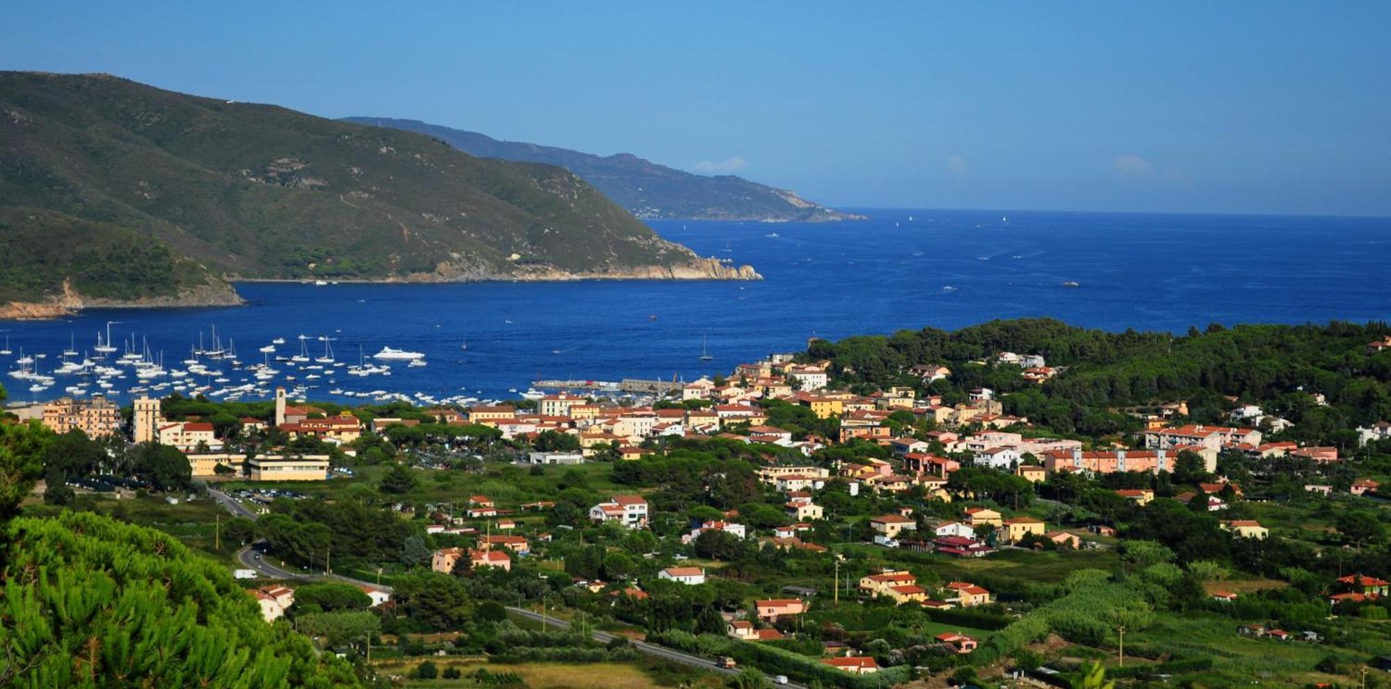 Marina Azzurra Vistamare - Hituscany Марина-ди-Кампо Экстерьер фото